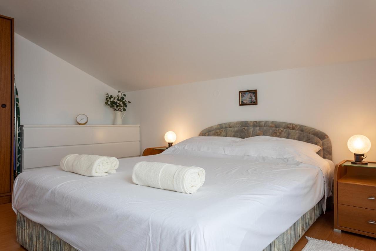 Apartment Tereza Малинска Экстерьер фото
